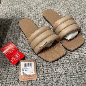 NEVER WORN HAVAIANAS You Milan Slides ROSE GOLD COLOR